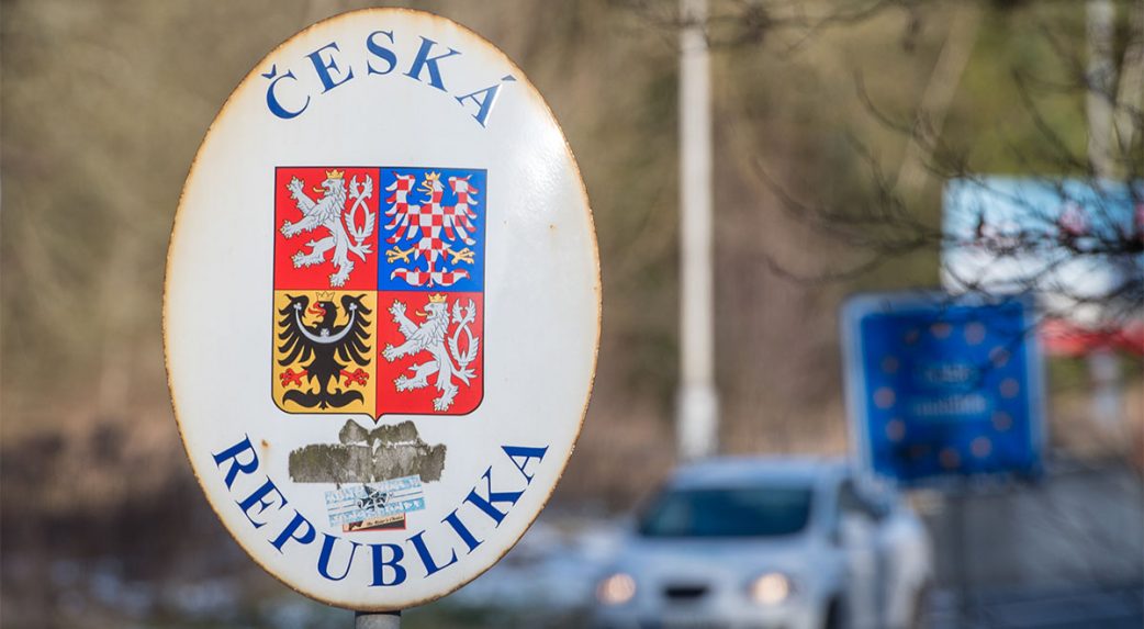 Csehország két héttel meghosszabbítja az ellenőrzéseket a cseh-szlovák határon