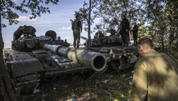 A „legkeményebb csatára“ készülnek már Herszonnál az oroszok
