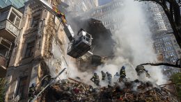 Ismét robbanásokra ébredt Kijev