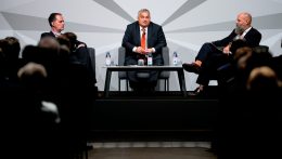 Orbán Viktor szerint primitív és katasztrofális a szankciós politika