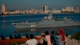 Felfüggeszti Moszkva a hajóforgalmat a fekete-tengeri biztonságos folyosón