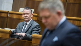 Roman Mikulec marad a belügyminiszter