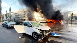 Több robbanás is hallatszott Kijevben, Lvivben és Harkivban ma délután