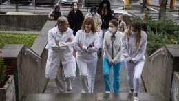Közvetítő nélkül folytatódik az orvosok tárgyalása a kormánnyal szombaton