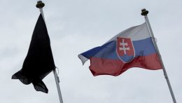 Októberben 4601 ember halt meg Szlovákiában, emelkedett a COVID-19 okozta halálozások száma
