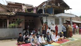 Tovább nőtt az indonéziai földrengés halálos áldozatainak száma