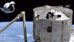 Sikeresen dokkolt a SpaceX űrhajója a Nemzetközi Űrállomáson