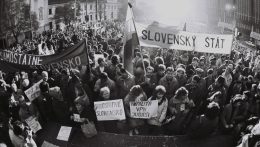 A szlovákiai magyarok az átlagosnál gyakrabban értékelik negatívan Csehszlovákia felbomlását