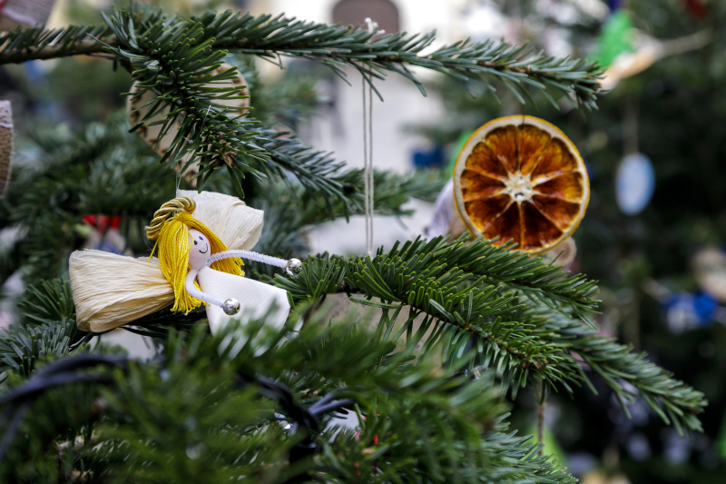 Kézműves termékekkel és ünnepi különlegességekkel vár mindenkit az érsekújvári karácsonyi vásár
