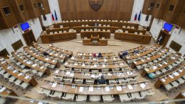 Az OĽaNO részt vesz a rendkívüli parlamenti ülésen, de nem támogatja