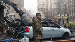 Az ukrán belügyminiszter, helyettese és egy államtitkár is életét vesztette