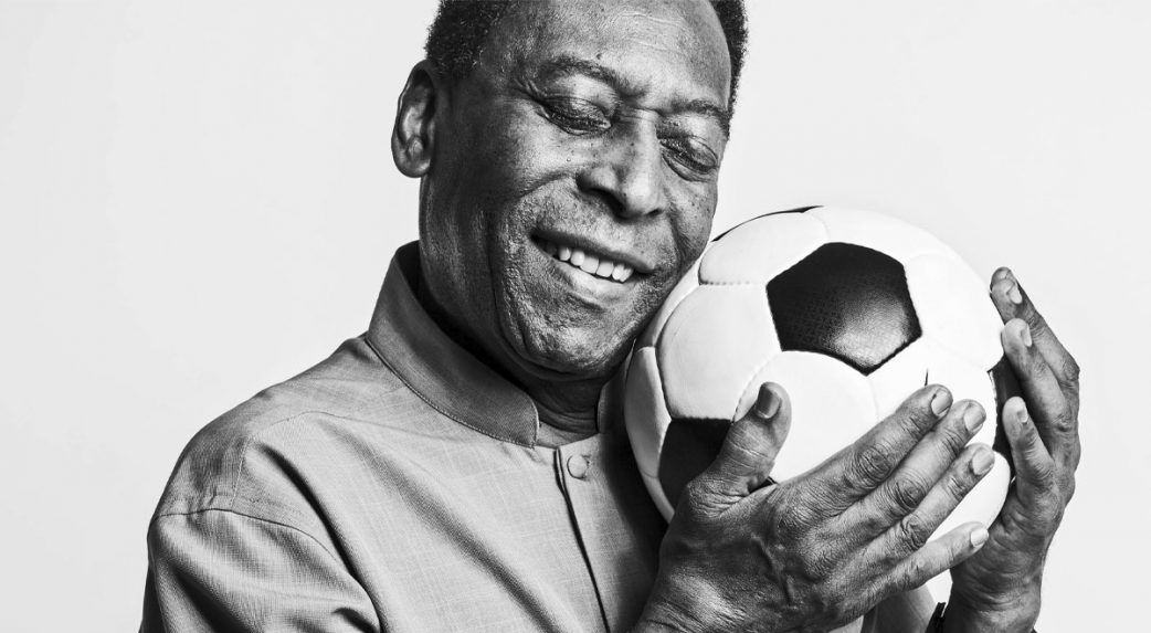 Eltemették kedden Pelét, a brazilok nemrég elhunyt legendás labdarúgóját