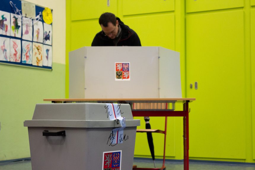 Véget ért az államfőválasztás első köre Csehországban