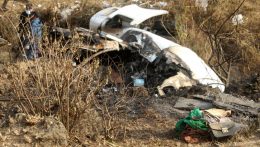 Közel 70 halálos áldozata van a nepáli repülőgép-szerencsétlenségnek