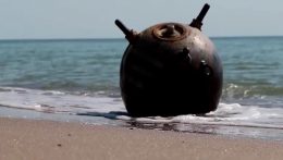 Partig sodródott tengeri aknát semmisítettek meg Romániában
