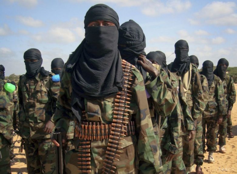 Szomáliában tizenkilenc ember hunyt el egy kettős robbantás során