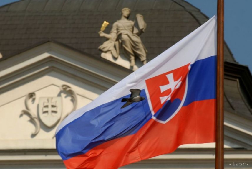 Felmérés: a szlovákok optimistábbak 2024-gyel kapcsolatban