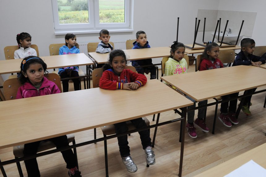 Az oktatási törvény módosítása figyelmen kívül hagyja a roma gyermekek szegregációját