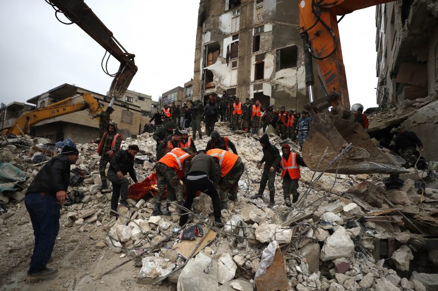 248 órával a földrengés után is találtak még túlélőt