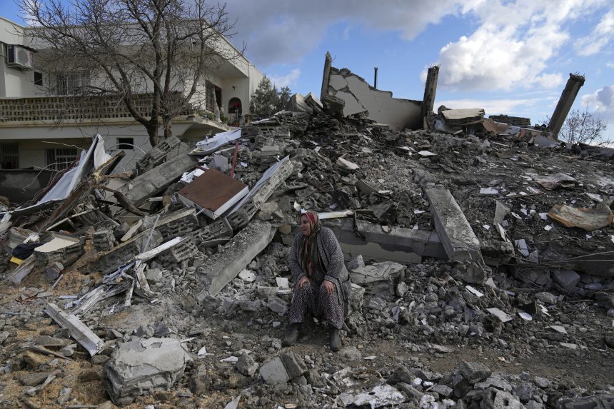 Meghaladja a 21 ezret a törökországi földrengés halálos áldozatainak száma