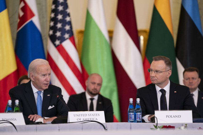 Biden: Az USA szó szerint meg fogja védeni a NATO minden centiméterét