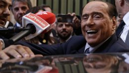 Elhunyt Silvio Berlusconi, volt olasz miniszterelnök