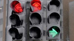 Nem működnek a közlekedési lámpák Érsekújvár egyik forgalmas kereszteződésében