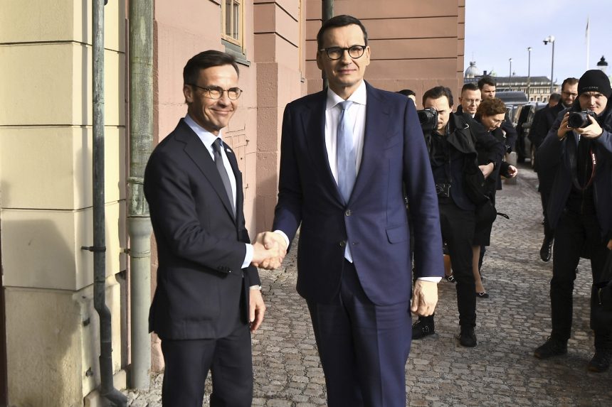 Morawiecki: Svédország és Finnország tagságával a NATO erősebb lesz