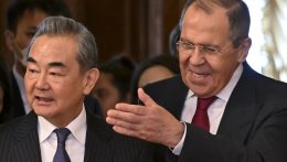 Moszkva és Peking kész megvédeni egymás érdekeit a nemzetközi színtéren