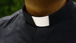 Közel ötezerre tehető a katolikus egyház képviselői által szexuálisan bántalmazott kiskorúak száma Portugáliában