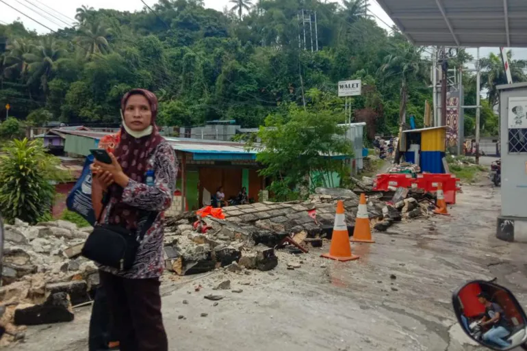 Erős földrengés volt Indonéziában