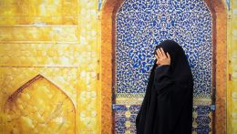 Már több mint 1200 iskoláskorú lányt mérgeztek meg légutakat támadó szerrel Iránban