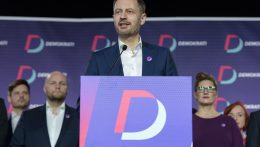 Heger nem zárta ki, hogy pártja a Demokrati nagyobb koalícióként indulna a választásokon