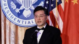 A kínai külügyminiszter szerint Amerika és Kína egy „elkerülhetetlen konfliktus felé tart”