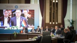 Orbán Viktor: Világossá kell tenni, hogy a globális többség békét akar