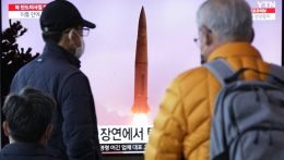 Interkontinentális ballisztikus rakétát bocsátott fel Phenjan