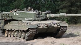 Németország leszállította a harmadik Leopard 2A4-es tankot Szlovákiának