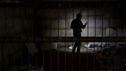 Nemzetközi nyomozócsoport: Az orosz állam finanszírozta a herszoni kínzókamrákat