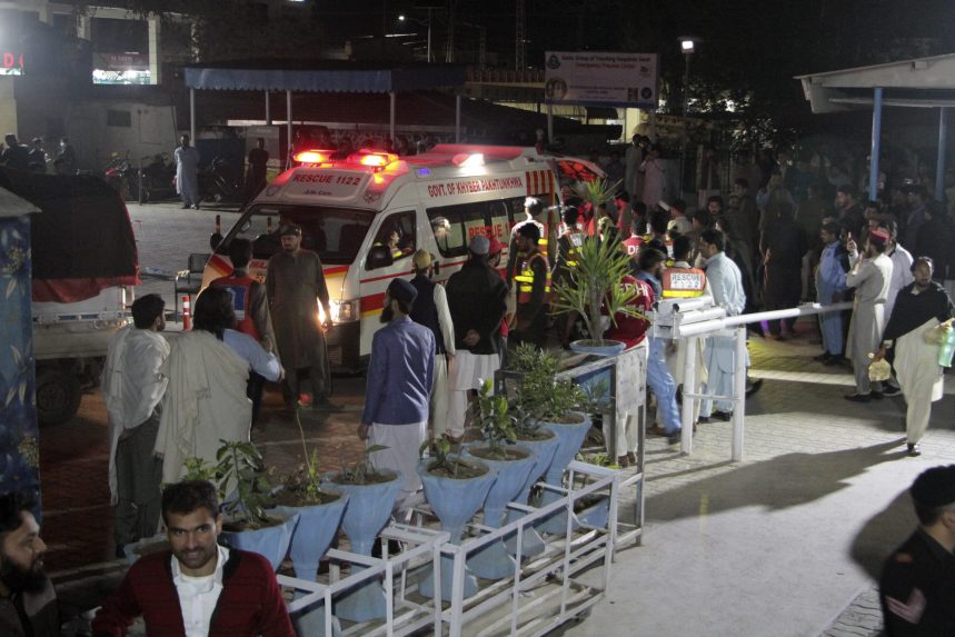 Földrengés sújtotta Afganisztánt és Pakisztánt