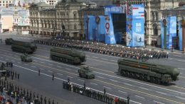 Oroszország mobil interkontinentális ballisztikus rakétarendszerekkel kezdett hadgyakorlatot