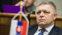 Fico: A Smer-SD nem támogat egy Ukrajnának adományozandó vadászgépekkel kapcsolatos alkotmánymódosítást