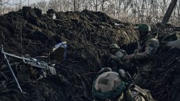 Az ukrán védelmi miniszterhelyettes szerint az oroszok május 9-ig be akarják venni Bahmutot