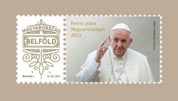 Tematikus személyes bélyeget bocsátott forgalomba a Magyar Posta Ferenc pápa tiszteletére