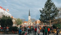 Kerékpáros találkozót szerveztek vasárnap Érsekújvárban Erika támogatására