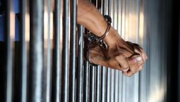 Életfogytiglani börtönbüntetésre ítéltek egy amerikait Kínában