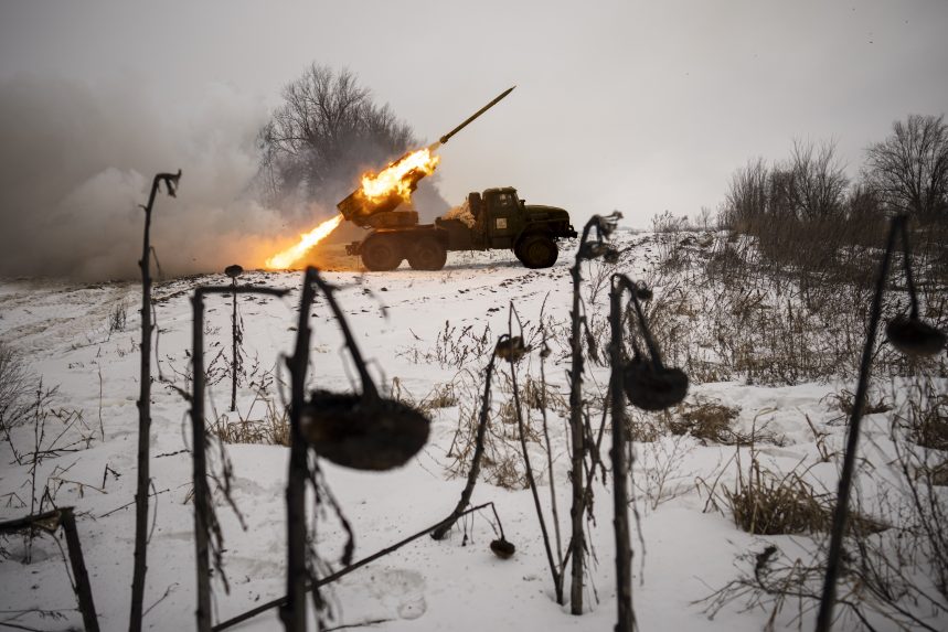 Harkiv megyében irányított légibombával mértek csapást az oroszok