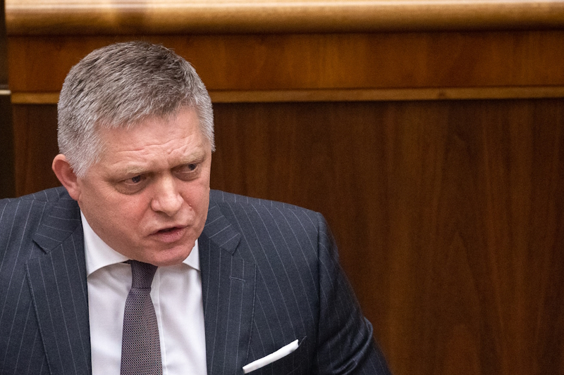 Fico januárban az országhatáron találkozik az ukrán miniszterelnökkel, az EU-csatlakozási folyamat megkezdéséről szóló döntést túlértékeltnek tartja