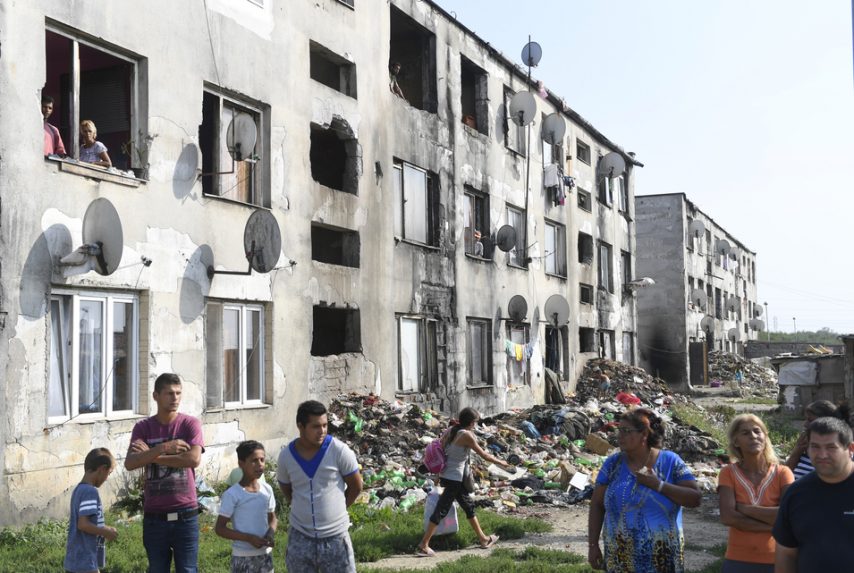 A szlovák állam támogatni akarja a roma közösségekkel rendelkező falvak földrendezését