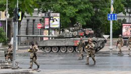 Moszkvában megerősítették a biztonsági intézkedéseket, miután a Wagner-csoport az orosz katonai vezetés elleni harcra szólított fel