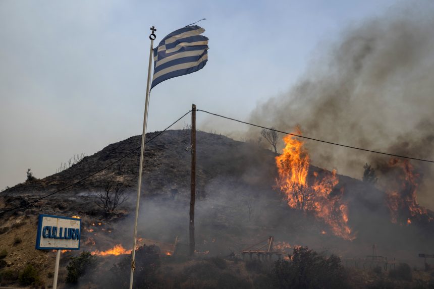 Görög szélsőjobboldaliak a menekülteket hibáztatják az erdőtüzek miatt